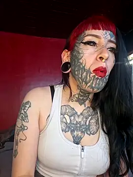 Snapshot of Venom-Luna chatting on 7, 7, 2026 Venom-Luna online show from 7, 7, 2026