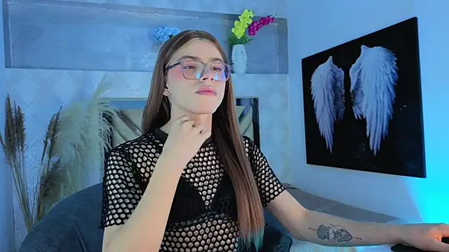zarina winslow online show from 8, 6, 2026