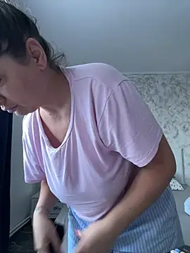 Snapshot of evaxxxcurvyxxx chatting on 13, 7, 2026 evaxxxcurvyxxx online show from 13, 7, 2026