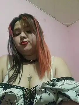 curvy latina online show from 10, 7, 2026