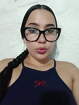 Snapshot of shantall_cute chatting on 1, 7, 2026 shantall cute online show from 1, 7, 2026