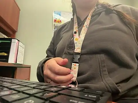 Snapshot of alyssabbygirll chatting on 6, 7, 2026 alyssabbygirll online show from 6, 7, 2026