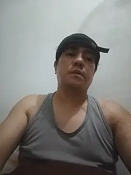 Snapshot of hotboyrider chatting on 27, 5, 2026 hotboyrider online show from 27, 5, 2026