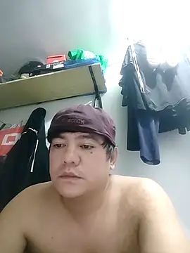 Snapshot of hotboyrider chatting on 15, 6, 2026 hotboyrider online show from 15, 6, 2026