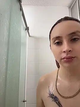 Snapshot of Sophia_LuxxX chatting on 5, 6, 2026 Sophia LuxxX online show from 5, 6, 2026