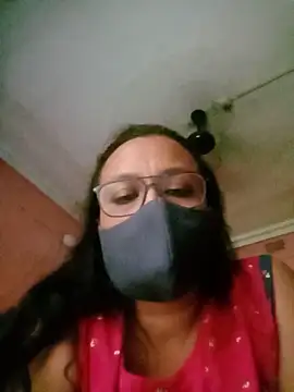 Snapshot of MoonLusty chatting on 8, 6, 2026 MoonLusty online show from 8, 6, 2026