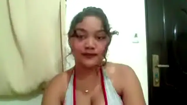 Snapshot of LaelJunge chatting on 29, 5, 2026 LaelJunge online show from 29, 5, 2026
