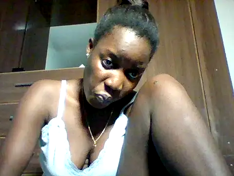 Snapshot of zainaxxxxx chatting on 27, 5, 2026 zainaxxxxx online show from 27, 5, 2026