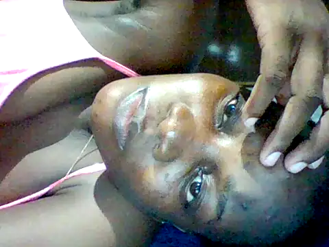 Snapshot of zainaxxxxx chatting on 31, 5, 2026 zainaxxxxx online show from 31, 5, 2026