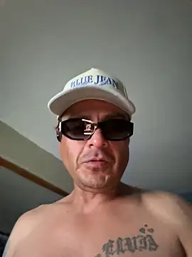 Snapshot of Jlsaxxx69989 chatting on 5, 6, 2026 Jlsaxxx69989 online show from 5, 6, 2026