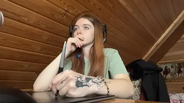 Snapshot of MariaLake chatting on 19, 6, 2026 MariaLake online show from 19, 6, 2026