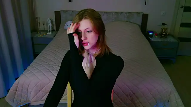 Snapshot of AvaCade chatting on 8, 6, 2026 AvaCade online show from 8, 6, 2026
