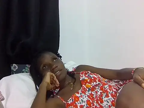 Snapshot of Sexxy_petite1 chatting on 25, 6, 2026 Sexxy petite1 online show from 25, 6, 2026