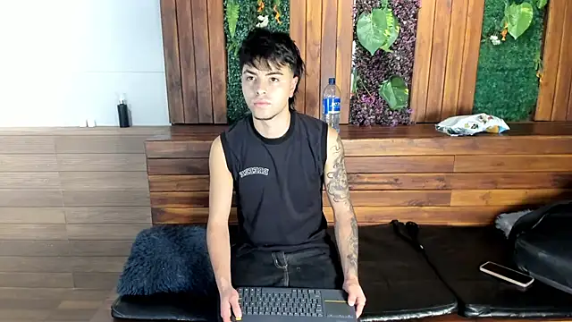 Snapshot of FedeViale chatting on 30, 6, 2026 FedeViale online show from 30, 6, 2026