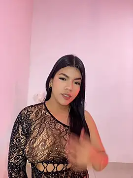 Snapshot of Dulce-Emi chatting on 28, 5, 2026 Dulce-Emi online show from 28, 5, 2026