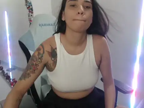 Snapshot of Lola_rush chatting on 10, 7, 2026 Lola rush online show from 10, 7, 2026