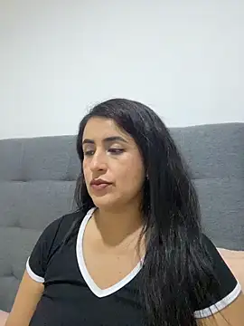 Snapshot of MADAMELUNAXXX chatting on 12, 6, 2026 MADAMELUNAXXX online show from 12, 6, 2026