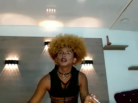 Snapshot of AshleySofiaThenison chatting on 12, 6, 2026 AshleySofiaThenison online show from 12, 6, 2026