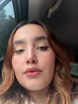 Snapshot of Aleja_lux chatting on 28, 5, 2026 Aleja lux online show from 28, 5, 2026
