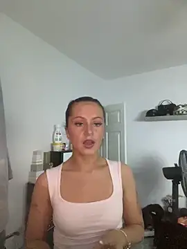 Snapshot of PoisonIvy_x chatting on 21, 6, 2026 PoisonIvy x online show from 21, 6, 2026