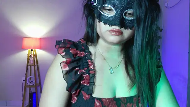 Red Heart  online show from 16, 7, 2026