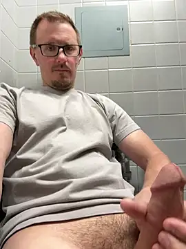 Hardpaul85 online show from 5, 6, 2026