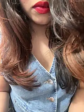 Snapshot of Yours_riya11 chatting on 11, 6, 2026 Yours riya11 online show from 11, 6, 2026