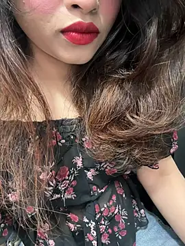 Snapshot of Yours_riya11 chatting on 24, 6, 2026 Yours riya11 online show from 24, 6, 2026