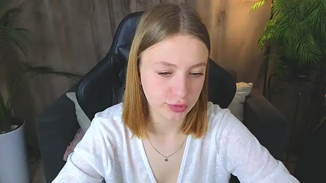 BeatriceLoven online show from 27, 6, 2026