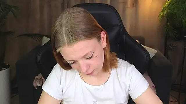 BeatriceLoven online show from 6, 7, 2026