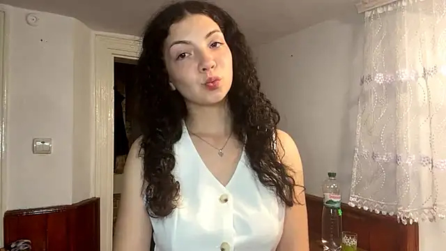 Snapshot of MargyClingingsmith chatting on 3, 7, 2026 MargyClingingsmith online show from 3, 7, 2026