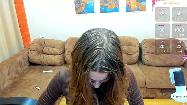 Snapshot of VerhiniaMaua chatting on 20, 7, 2026 VerhiniaMaua online show from 20, 7, 2026