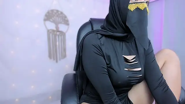 Snapshot of zahir_noor chatting on 31, 5, 2026 zahir noor online show from 31, 5, 2026