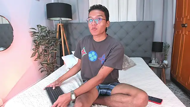 Snapshot of Camilo_Santoss chatting on 12, 6, 2026 Camilo Santoss online show from 12, 6, 2026