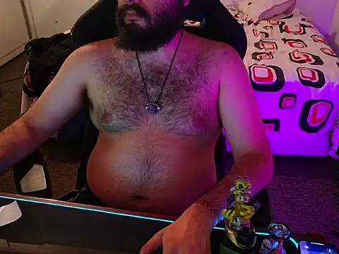 Snapshot of Latinbearhairy chatting on 12, 6, 2026 Latinbearhairy online show from 12, 6, 2026