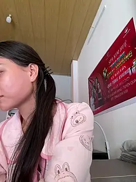 Miu sexyy online show from 3, 7, 2026