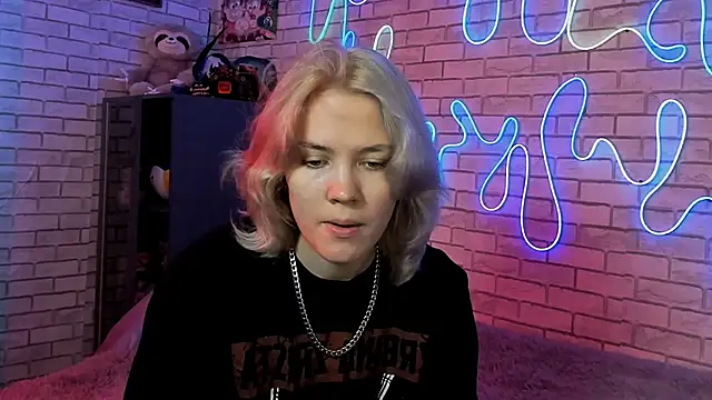 Snapshot of Milena_Stasym chatting on 3, 8, 2026 Milena Stasym online show from 3, 8, 2026