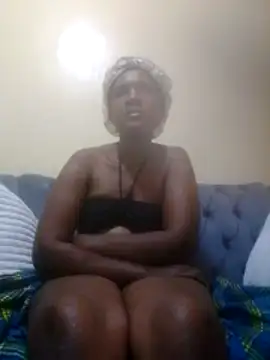 Creamymom4 online show from 18, 6, 2026