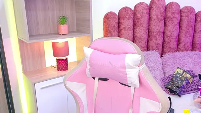 CamilleBlair  online show from 2, 7, 2026