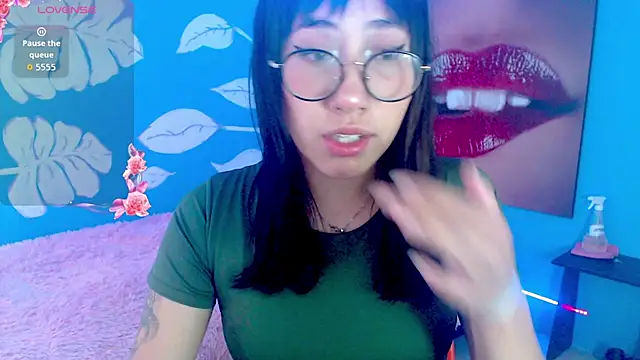Snapshot of eli_doll chatting on 3, 6, 2026 eli doll online show from 3, 6, 2026