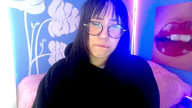 Snapshot of eli_doll chatting on 8, 7, 2026 eli doll online show from 8, 7, 2026