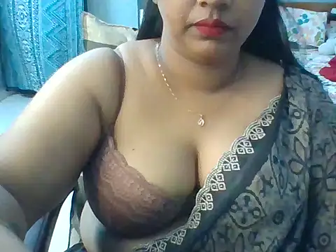 Snapshot of Tamil_hot_Meenu chatting on 5, 7, 2026 Tamil hot Meenu online show from 5, 7, 2026