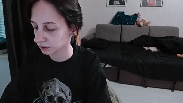 secrettt poison online show from 18, 7, 2026