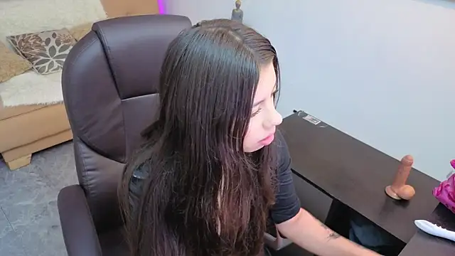 Snapshot of Anahi_Estrada chatting on 18, 7, 2026 Anahi Estrada online show from 18, 7, 2026