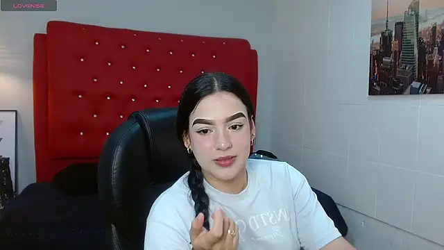 jenn pink online show from 4, 6, 2026