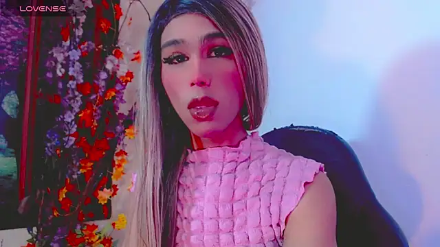 Honey Balenciaga online show from 21, 6, 2026