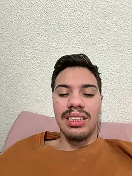Deliciinha2 online show from 11, 6, 2026