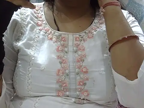 hey darling  online show from 10, 7, 2026