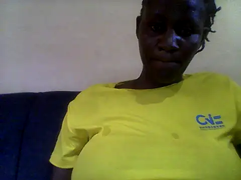 Snapshot of Angelbee_ chatting on 11, 7, 2026 Angelbee online show from 11, 7, 2026
