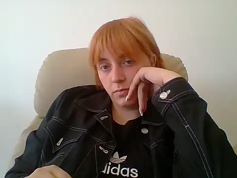 EmilyCharmant online show from 4, 6, 2026